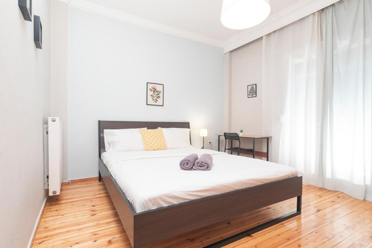 Houseloft Urban Gardens Apartment Tesalonika Bagian luar foto