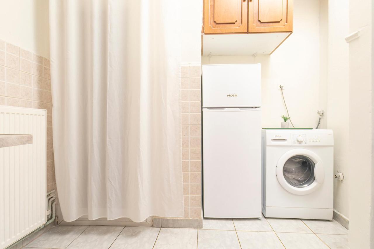 Houseloft Urban Gardens Apartment Tesalonika Bagian luar foto